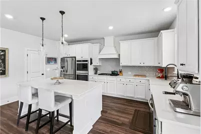 113 Vivian Lane, Peachtree City, GA 30269 - Photo 2