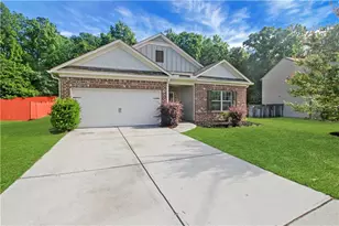 697 Scotland Dr, Dallas, GA 30132 - Photo 2