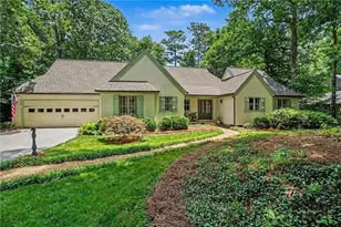 5168 Sandlewood Ct, Marietta, GA 30068 - Photo 2