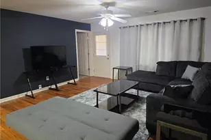 1400 Hidden Circle Dr, Sugar Hill, GA 30518 - Photo 12