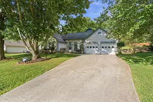 1870 Emerald Dr, Cumming, GA 30040 - Photo 32