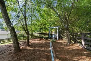1870 Emerald Dr, Cumming, GA 30040 - Photo 44