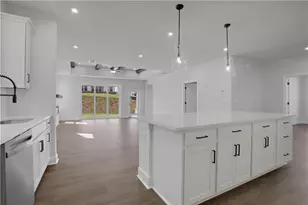 122 Willowfern Ln, Marietta, GA 30066 - Photo 8