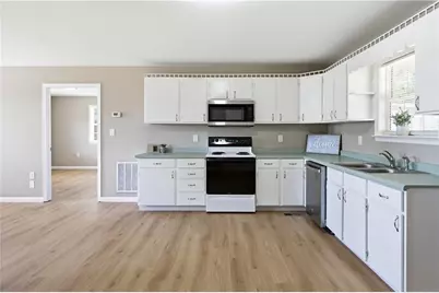 894 Lakeview Drive, Nicholson, GA 30565 - Photo 10