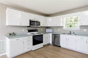 894 Lakeview Dr, Nicholson, GA 30565 - Photo 8