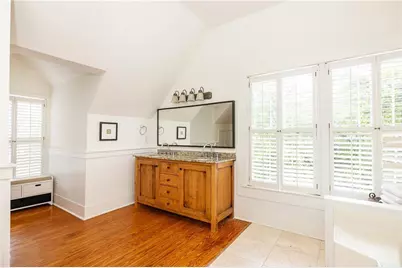 2534 Brookwood Drive NE, Atlanta, GA 30305 - Photo 16