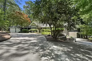 6504 Yacht Club Rd, Flowery Branch, GA 30542 - Photo 1