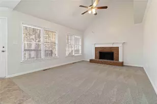 3477 Chinaberry Ln, Snellville, GA 30039 - Photo 8