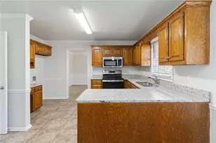 3477 Chinaberry Ln, Snellville, GA 30039 - Photo 16