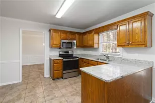 3477 Chinaberry Ln, Snellville, GA 30039 - Photo 18