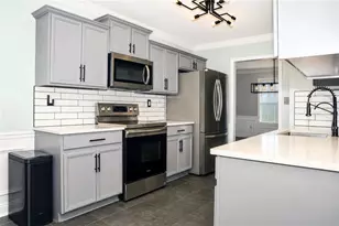 114 Waterbury Ln, Braselton, GA 30517 - Photo 2