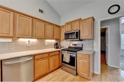 5205 Ashbury Manor Lane, Sugar Hill, GA 30518 - Photo 16