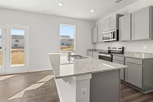 8182 Elkhorn Dr, Fairburn, GA 30213 - Photo 6