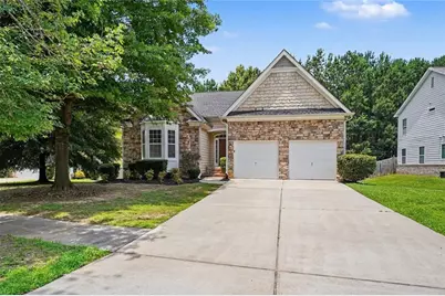 362 Southgate Drive, Locust Grove, GA 30248 - Photo 2