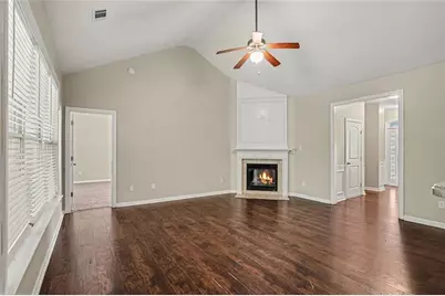 362 Southgate Drive, Locust Grove, GA 30248 - Photo 6
