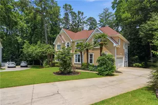 355 Chelsey Ct, Alpharetta, GA 30004 - Photo 2