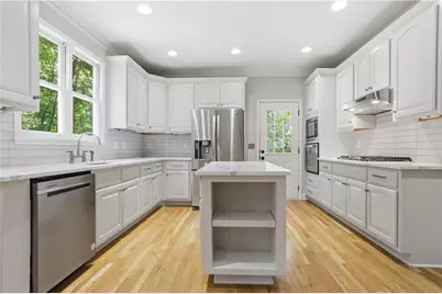 355 Chelsey Court, Alpharetta, GA 30004 - Photo 10