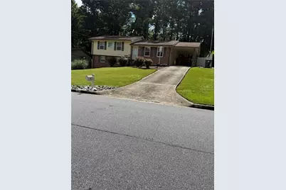 6490 Cedar Hurst Trail, Atlanta, GA 30349 - Photo 4