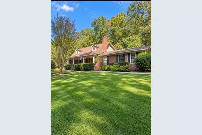 403 S Sequoyah Circle NE, Calhoun, GA 30701 - Photo 2