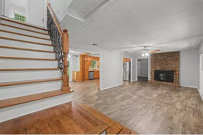 403 S Sequoyah Circle NE, Calhoun, GA 30701 - Photo 6