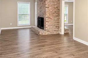 403 S Sequoyah Cir NE, Calhoun, GA 30701 - Photo 18