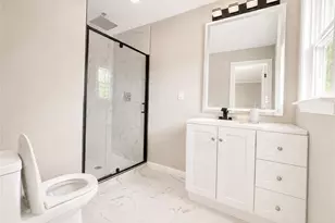 481 Hammond Dr, Atlanta, GA 30328 - Photo 8