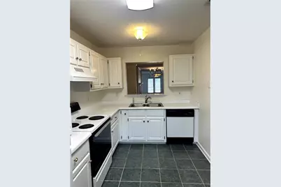 3940 Stillwater Drive #6, Duluth, GA 30096 - Photo 14