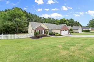 5622 Riverside Walk Dr, Sugar Hill, GA 30518 - Photo 4