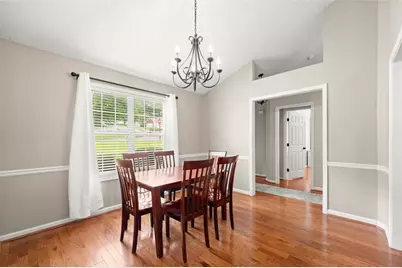 5622 Riverside Walk Drive, Sugar Hill, GA 30518 - Photo 8