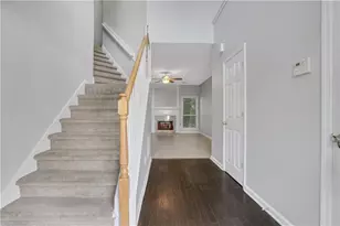 4832 Shelburne Trace, Duluth, GA 30096 - Photo 4