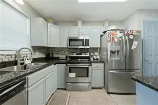 109 Halifax Dr, Griffin, GA 30223 - Photo 4
