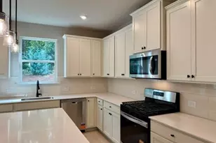 361 Waterbluff Dr, Mableton, GA 30126 - Photo 4