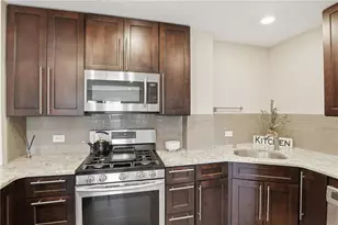 2285 Peachtree Rd NE, Atlanta, GA 30309 - Photo 10