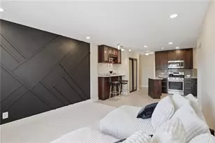 2285 Peachtree Rd NE, Atlanta, GA 30309 - Photo 14