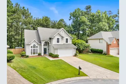 2705 Harper Woods Drive, Marietta, GA 30062 - Photo 2