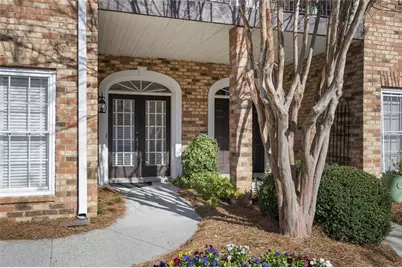 2603 Oglethorpe Circle NE, Atlanta, GA 30319 - Photo 2
