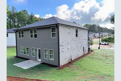 7811 Richmond Trail, Fairburn, GA 30213 - Photo 4