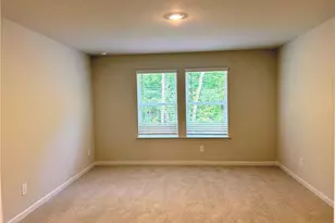 7811 Richmond Trl, Fairburn, GA 30213 - Photo 18