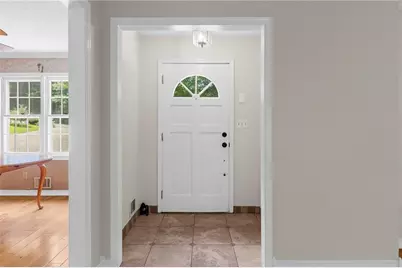 341 Westover Drive, Woodstock, GA 30188 - Photo 4