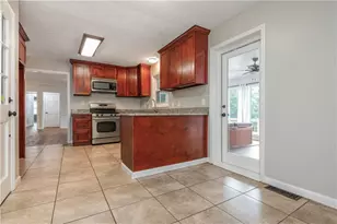 1440 Kennesaw Due West Rd NW, Kennesaw, GA 30152 - Photo 20