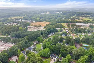 1095 Mountain Springs Dr NW, Kennesaw, GA 30144 - Photo 36
