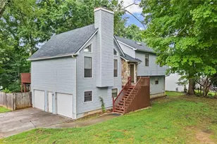 1095 Mountain Springs Dr NW, Kennesaw, GA 30144 - Photo 2