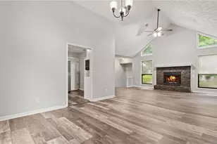 1095 Mountain Springs Dr NW, Kennesaw, GA 30144 - Photo 6