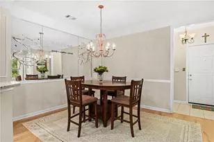 933 Sandringham Dr, Alpharetta, GA 30004 - Photo 6