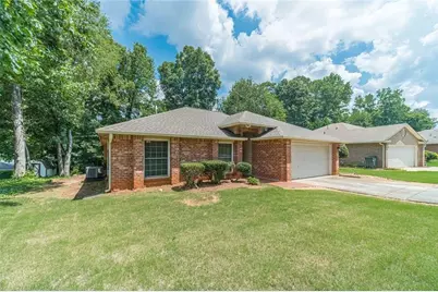 1381 Shady Cove Lane, Lawrenceville, GA 30043 - Photo 8
