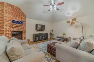 1381 Shady Cove Ln, Lawrenceville, GA 30043 - Photo 16