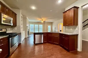 5115 Breezewood Cir, Alpharetta, GA 30004 - Photo 4