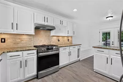1327 Velvet Creek Way SW, Marietta, GA 30008 - Photo 14