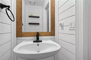 1327 Velvet Creek Way SW, Marietta, GA 30008 - Photo 10