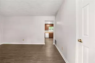 6988 Tan Bark Ct, Riverdale, GA 30296 - Photo 4
